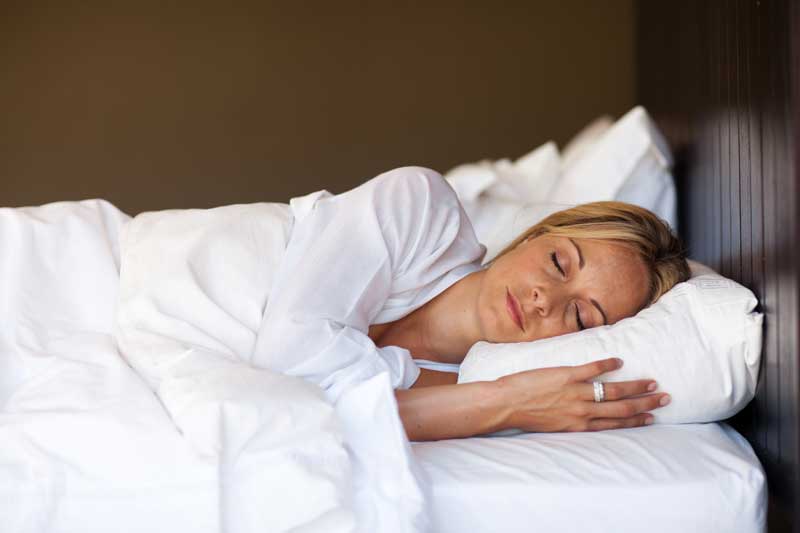 El papel vital del sueño en tu salud: por qué dormir bien es esencial