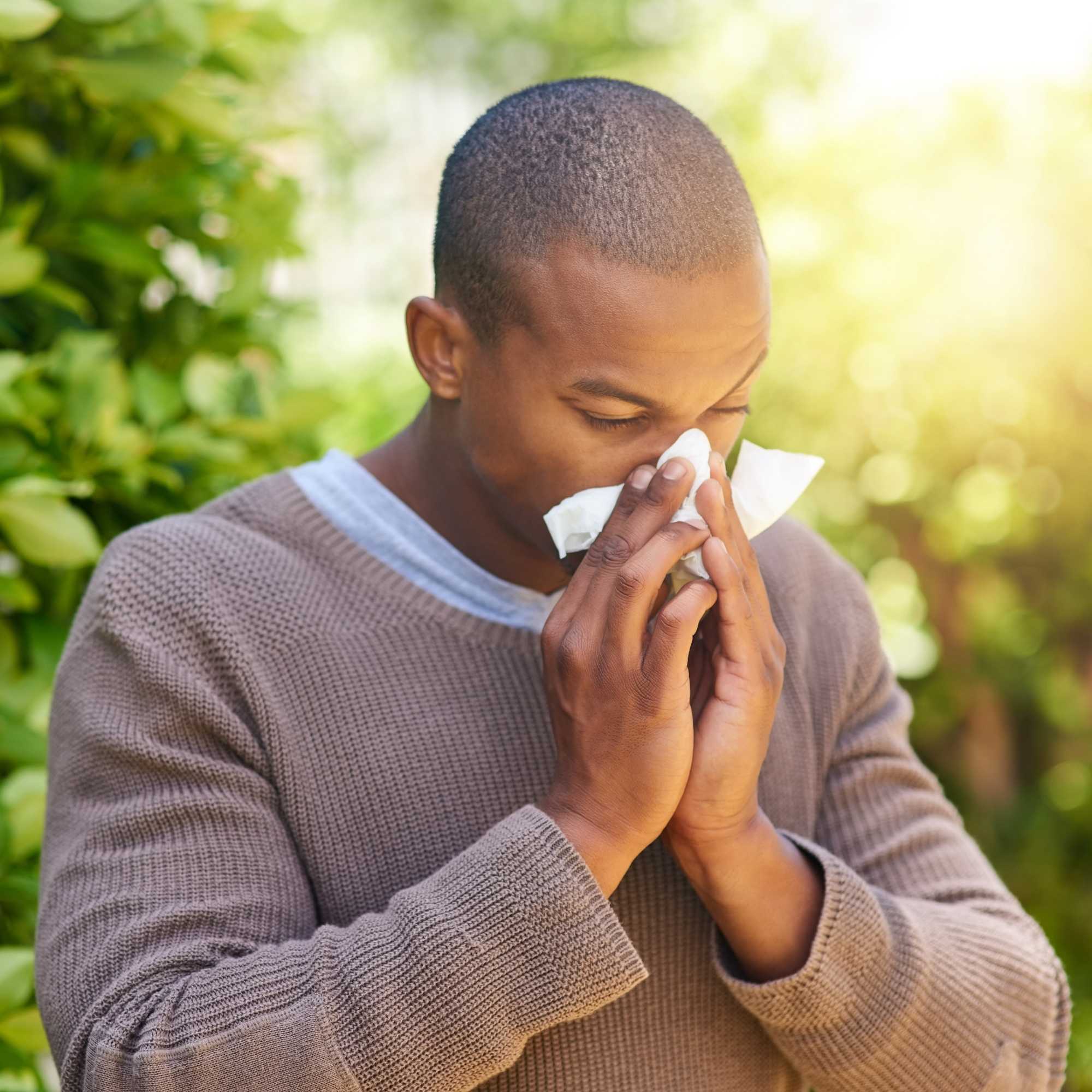 Seasonal Allergies in the Workplace: Tips for Employers