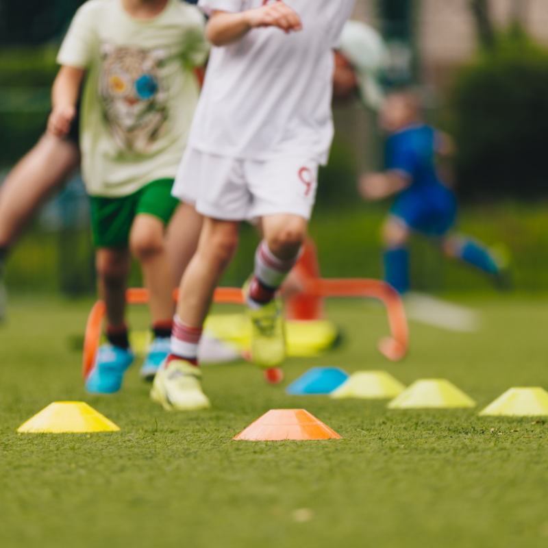 ¿Mi hijo necesita un examen físico deportivo? Lo que los padres deben saber antes de que empiece la escuela